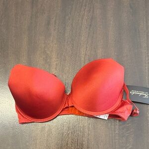 Frederick's of Hollywood Scarlet Bra